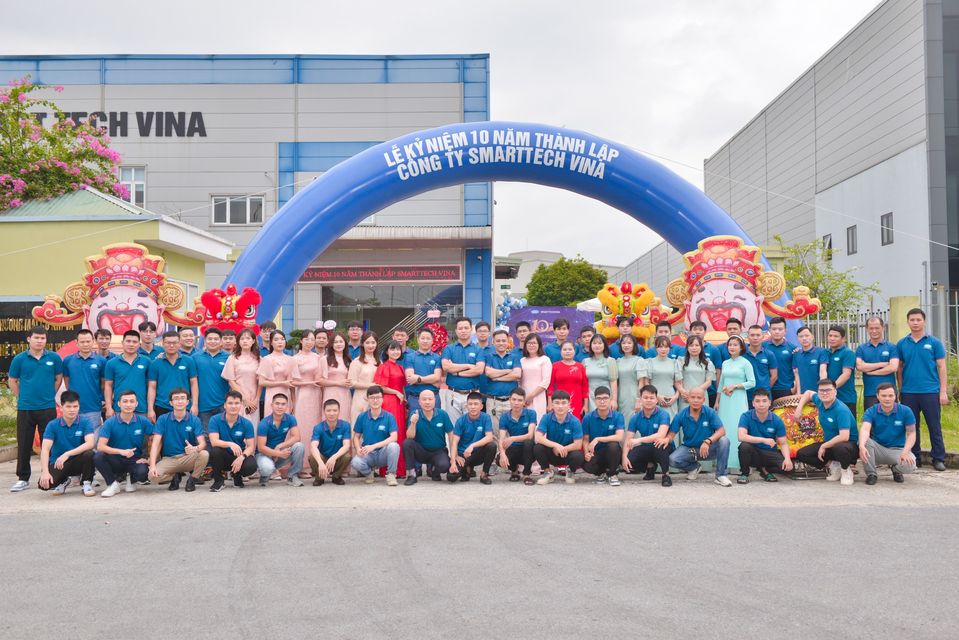 Cover image for SMARTTECH VINA