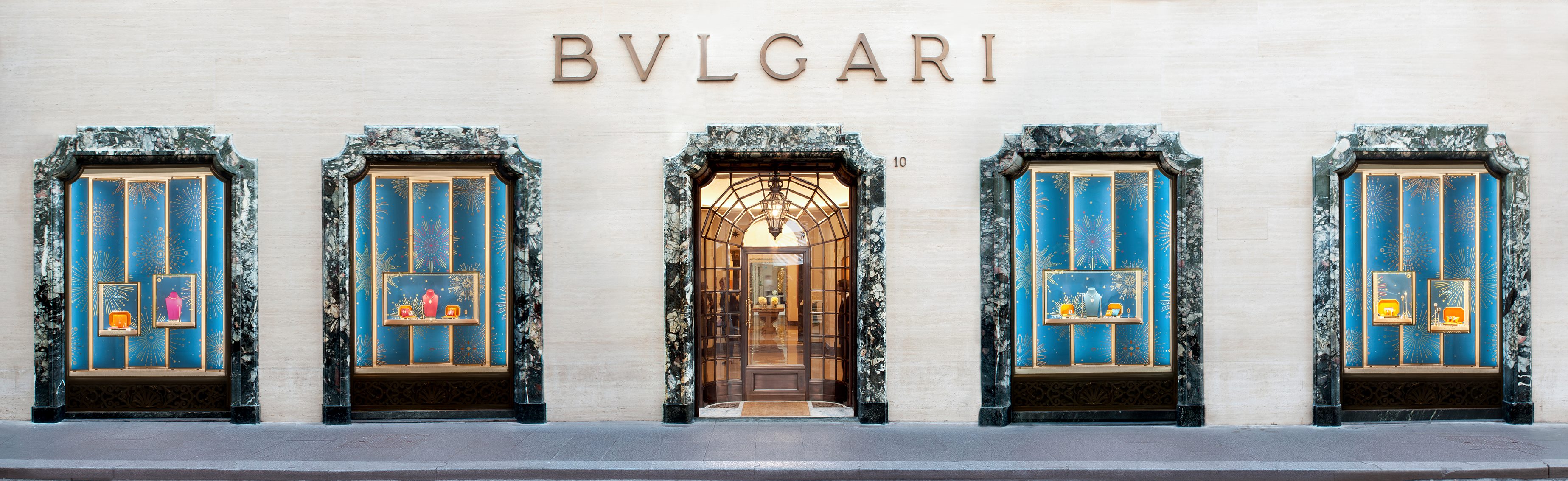Cover image for Bvlgari