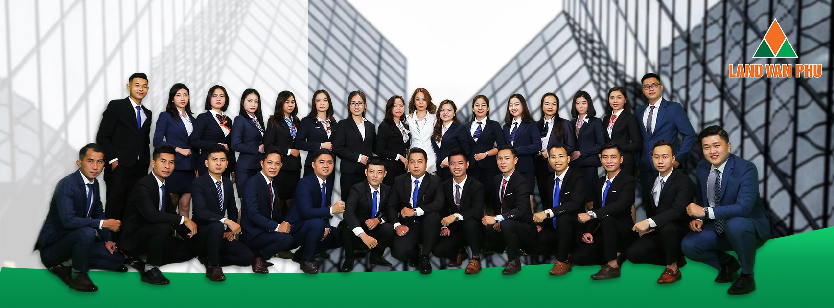 Cover image for Land Vạn Phú