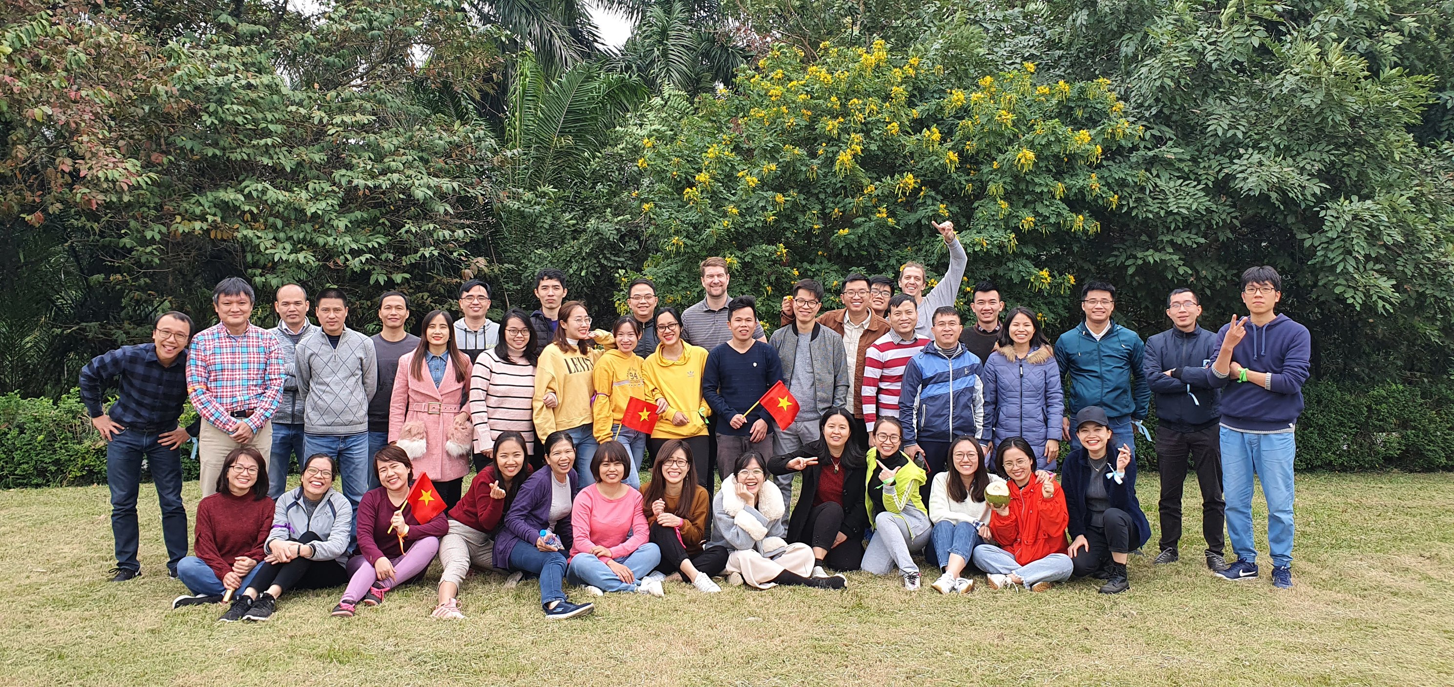 Cover image for GRAPECITY INC