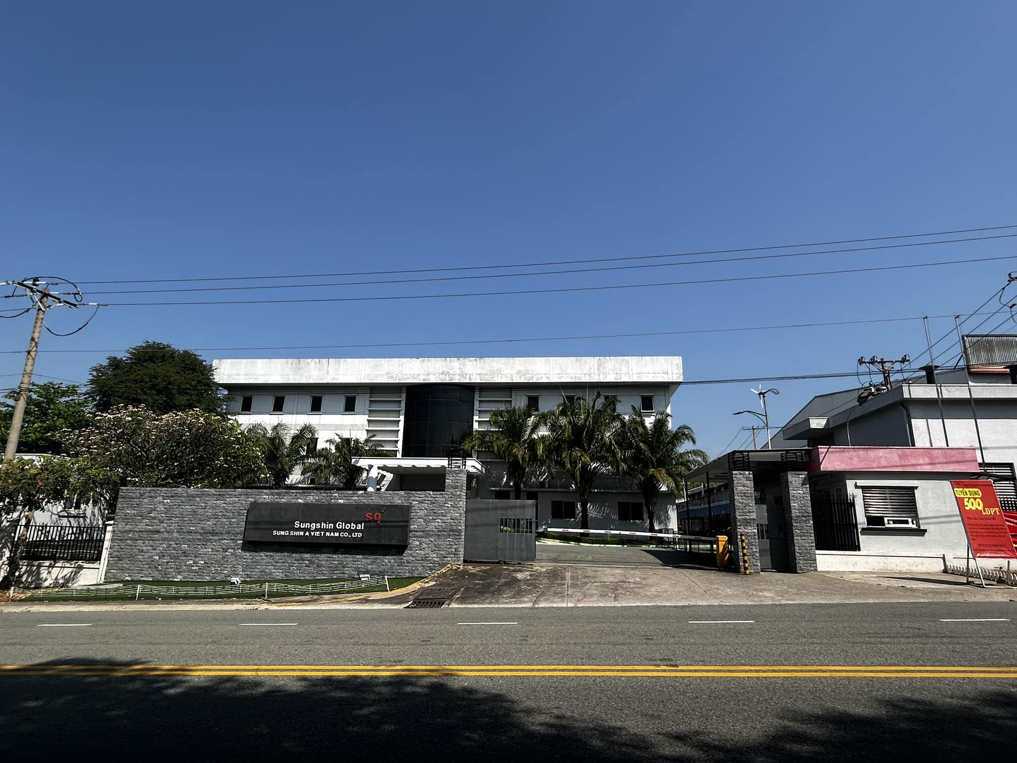 Cover image for Sung Shin A