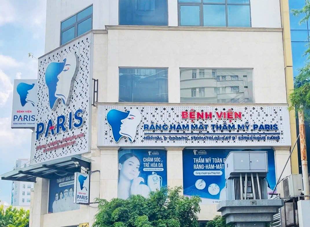 Cover image for Răng Hàm Mặt Thẩm Mỹ Paris