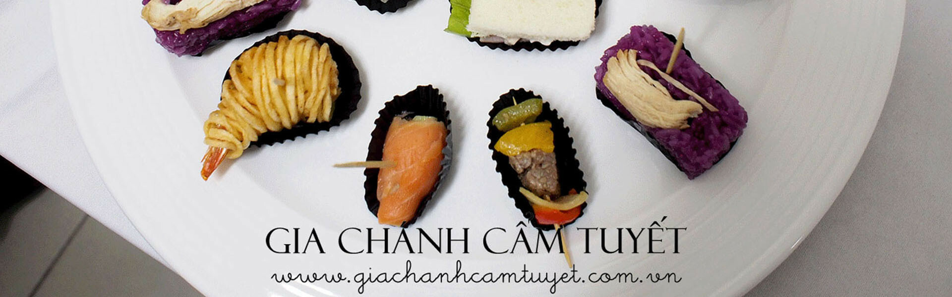 Cover image for Gia Chánh Cẩm Tuyết