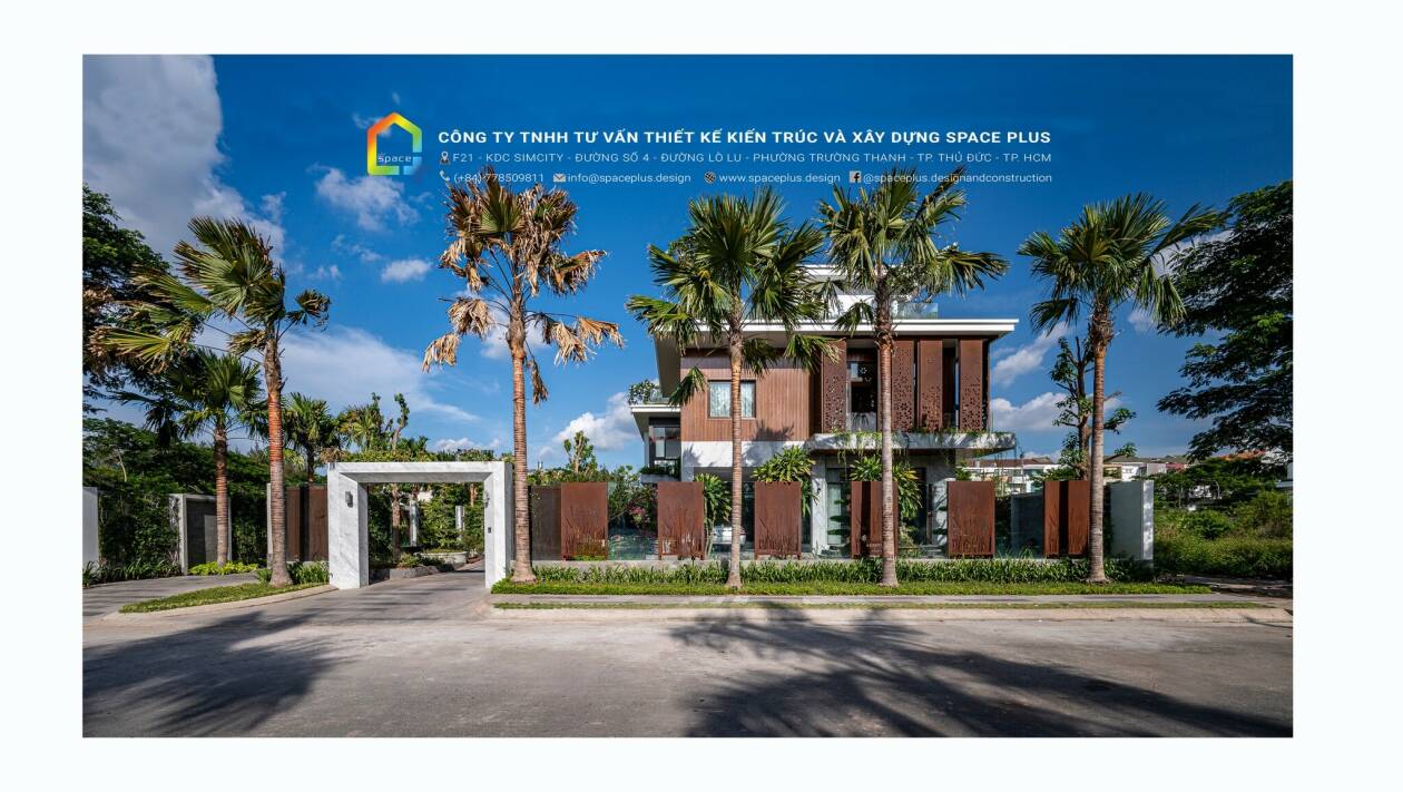 Cover image for SPACE PLUS