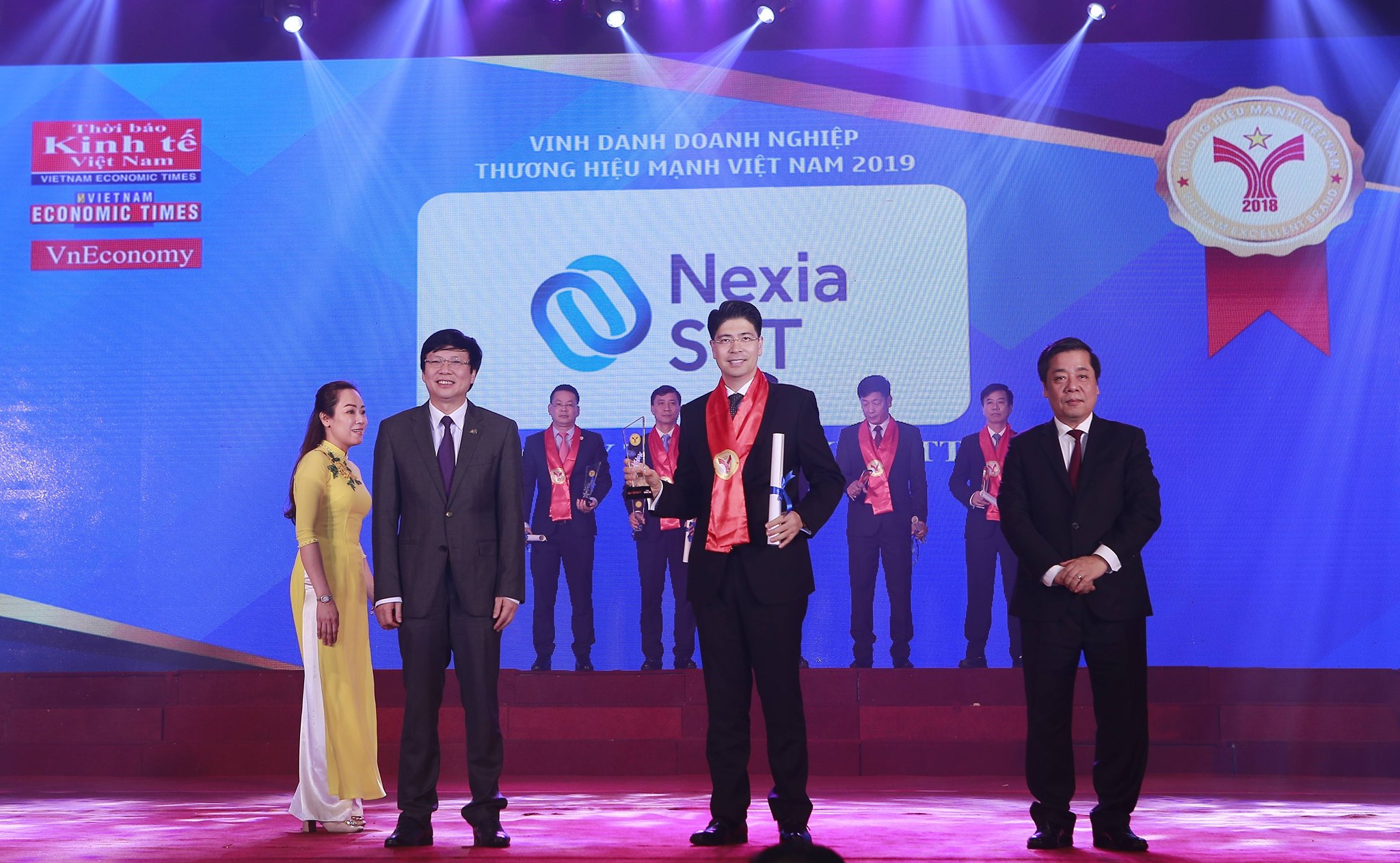 Cover image for NEXIA STT