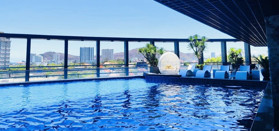 Cover image for Khách Sạn Malibu