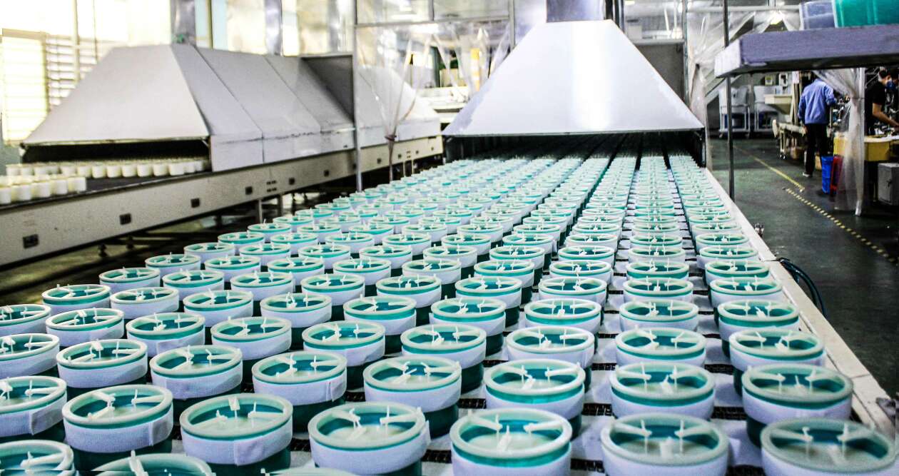 Cover image for Aroma Bay Candles