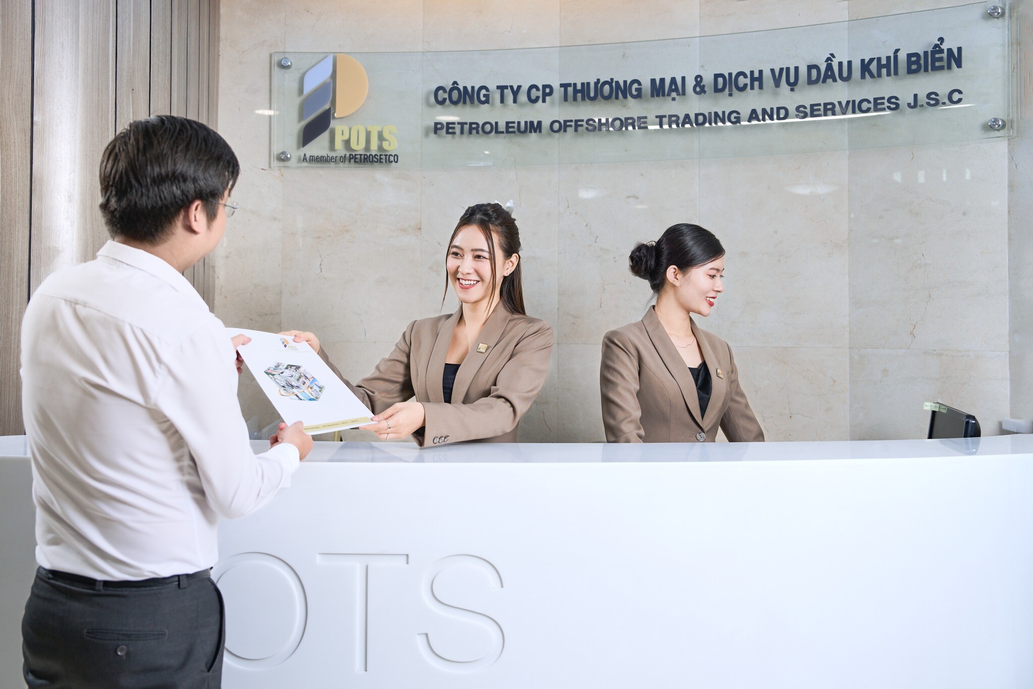 Cover image for Petroleum - POTS