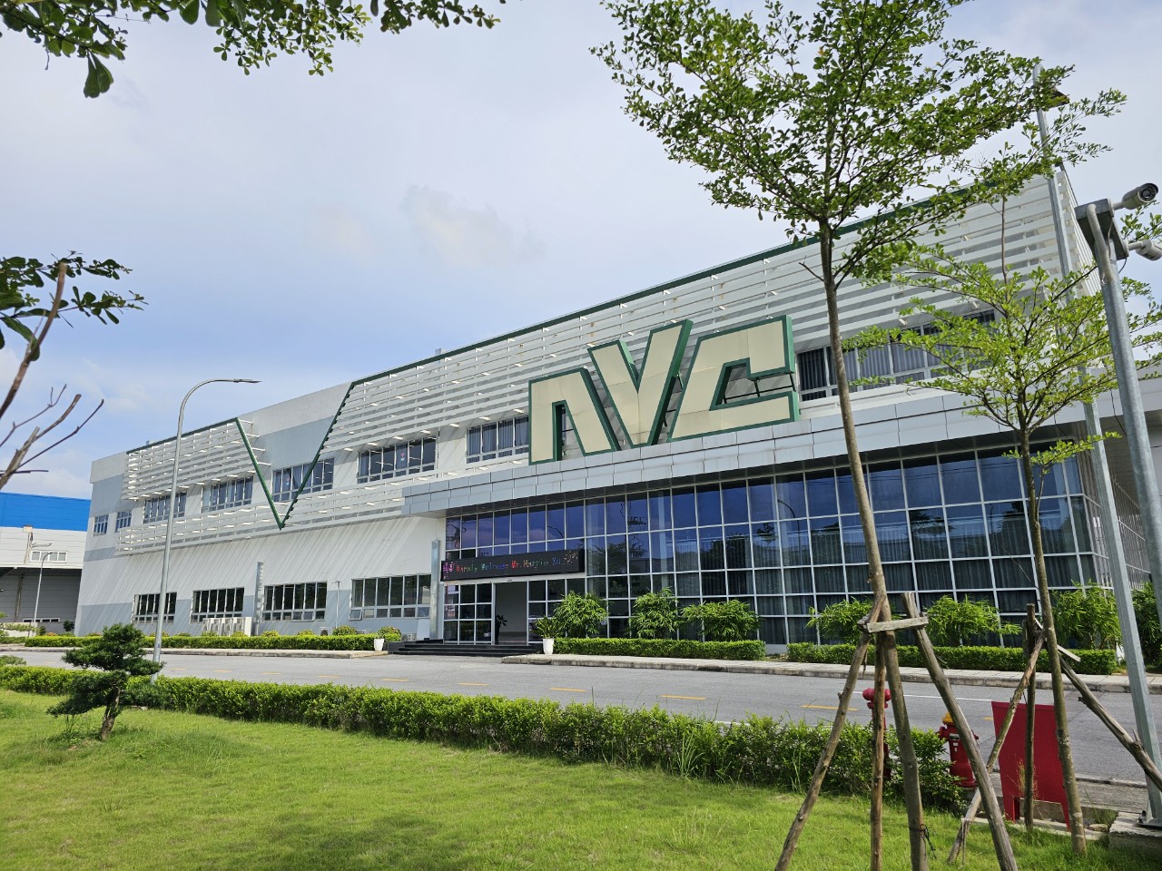 Cover image for Nvc Việt Nam