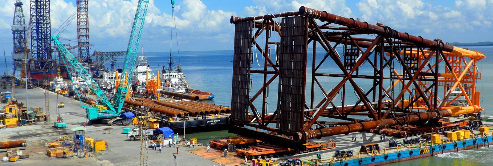 Cover image for Tập đoàn Dầu khí Việt Nam