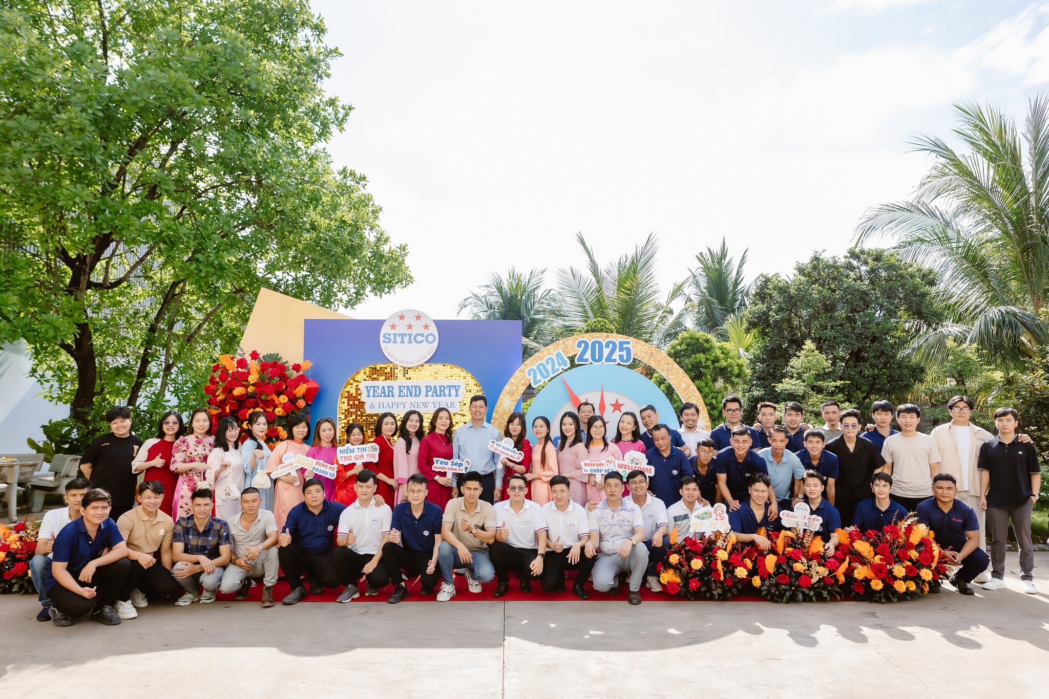 Cover image for Thương Mại và DV Sinh Thịnh