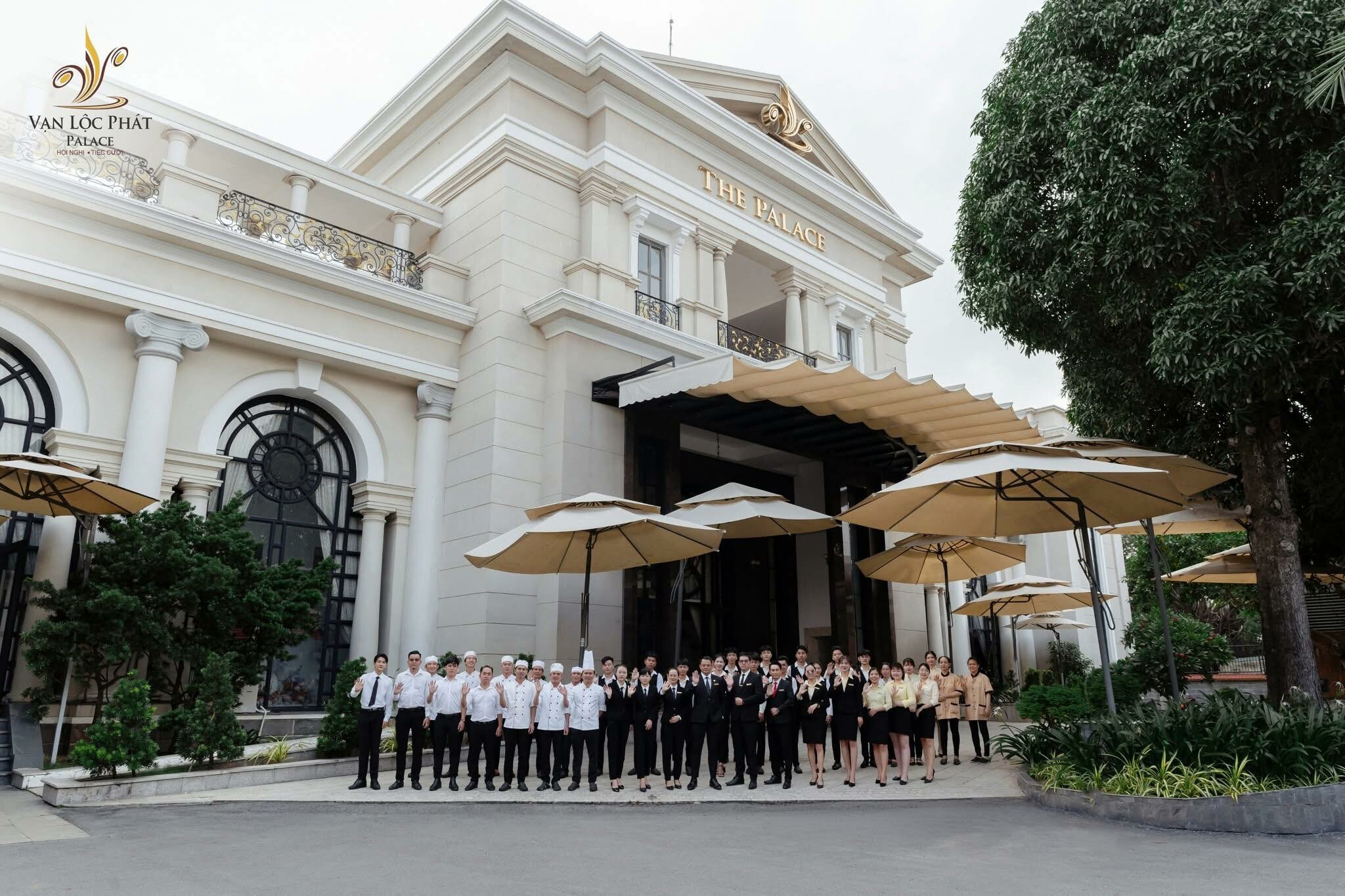 Cover image for NHÀ HÀNG ẨM THỰC VẠN LỘC PHÁT