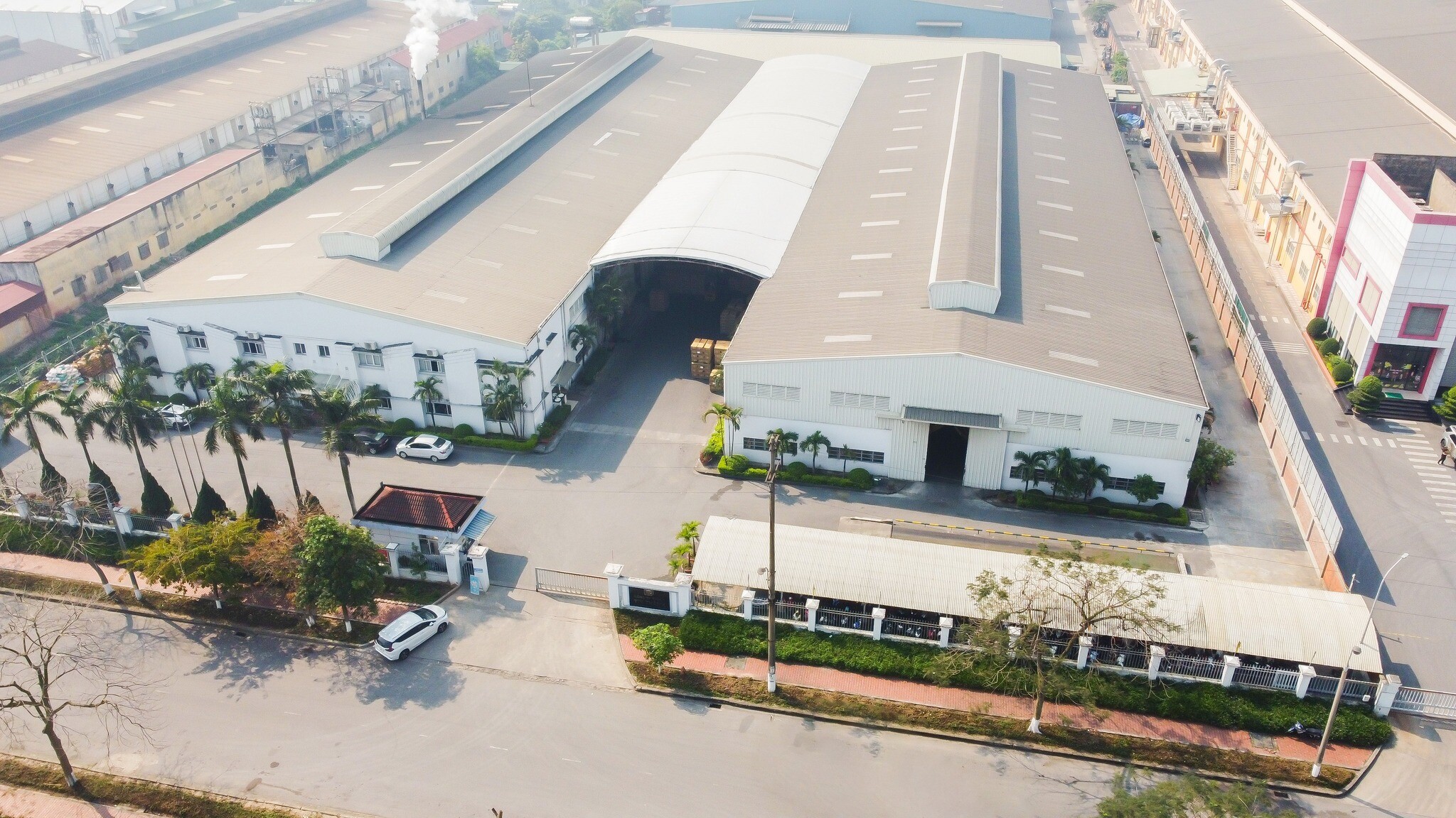 Cover image for Công Ty TNHH Tín Thành