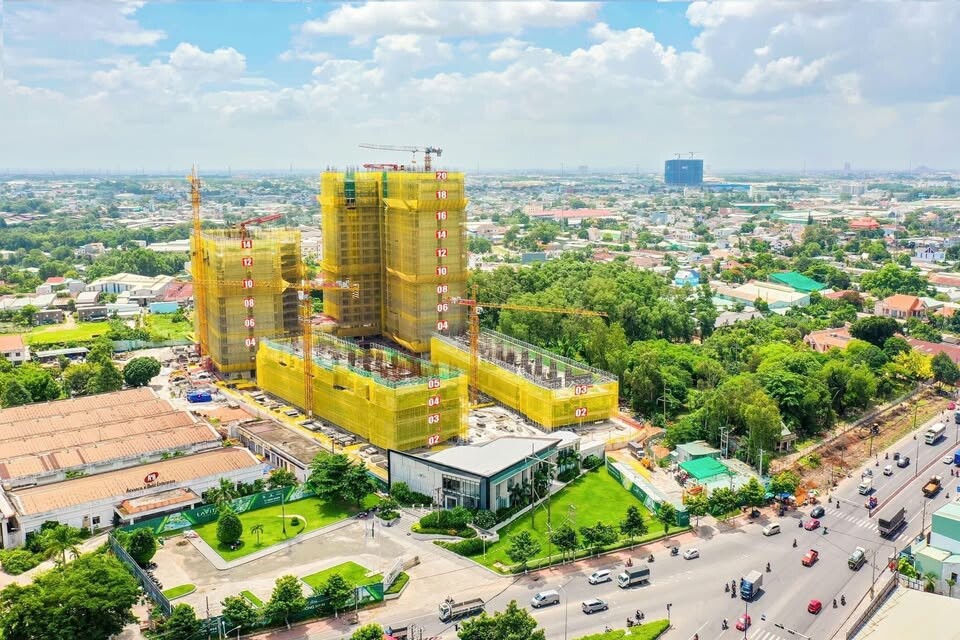 Cover image for PHÁT TRIỂN ĐẦU TƯ XÂY DỰNG HT