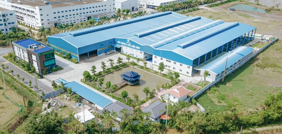 Cover image for Công Ty Cổ Phần Phát Triển Đầu Tư Và Xây Lắp Tiến Thịnh