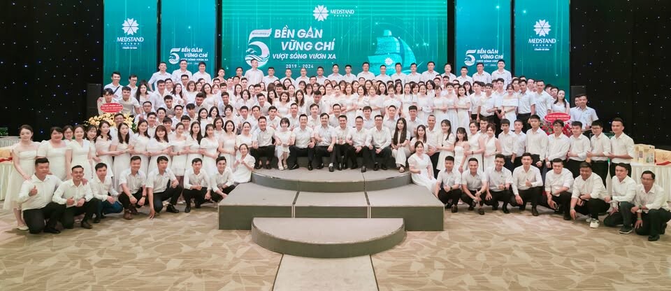 Cover image for DƯỢC PHẨM MEDSTAND