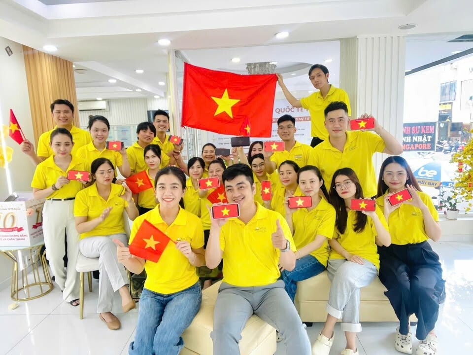 Cover image for Đào Tạo Và Truyền Thông Quốc Tế MGK