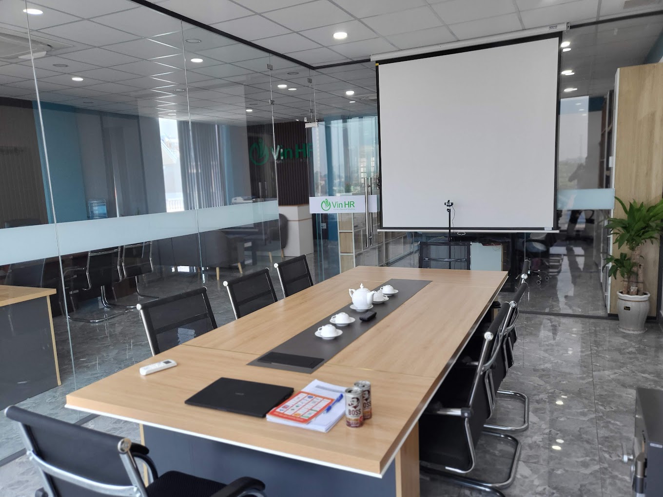 Cover image for Vin hr