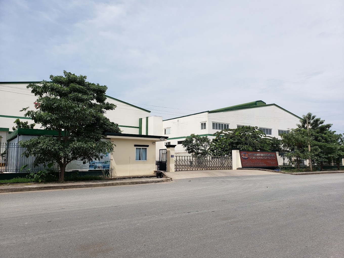 Cover image for Trung Sơn Long An