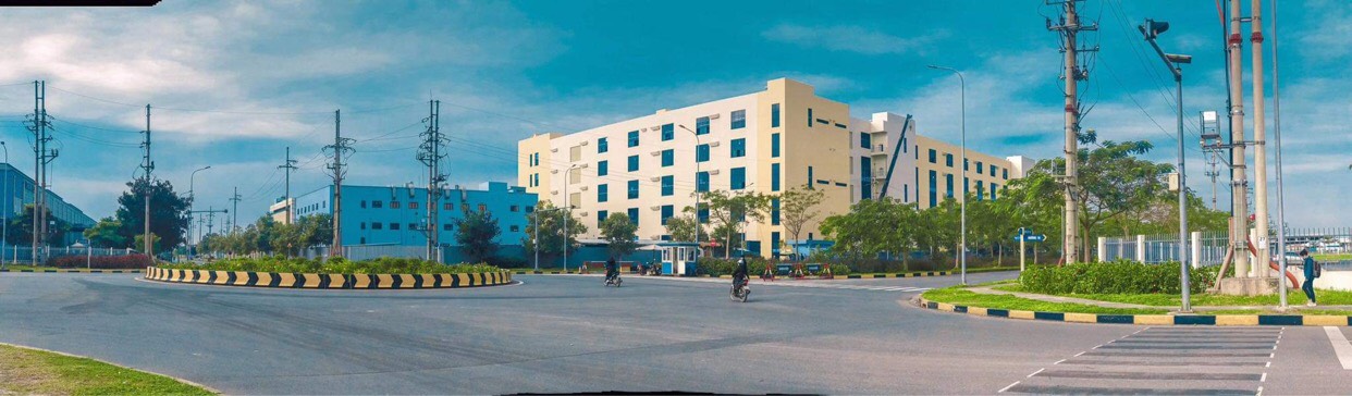 Cover image for BIEL CRYSTAL VIỆT NAM