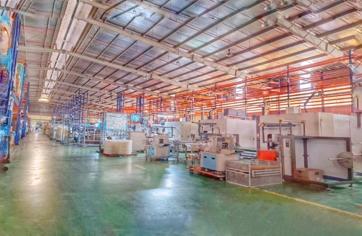 Cover image for Nhựa Tân Hiệp Hưng