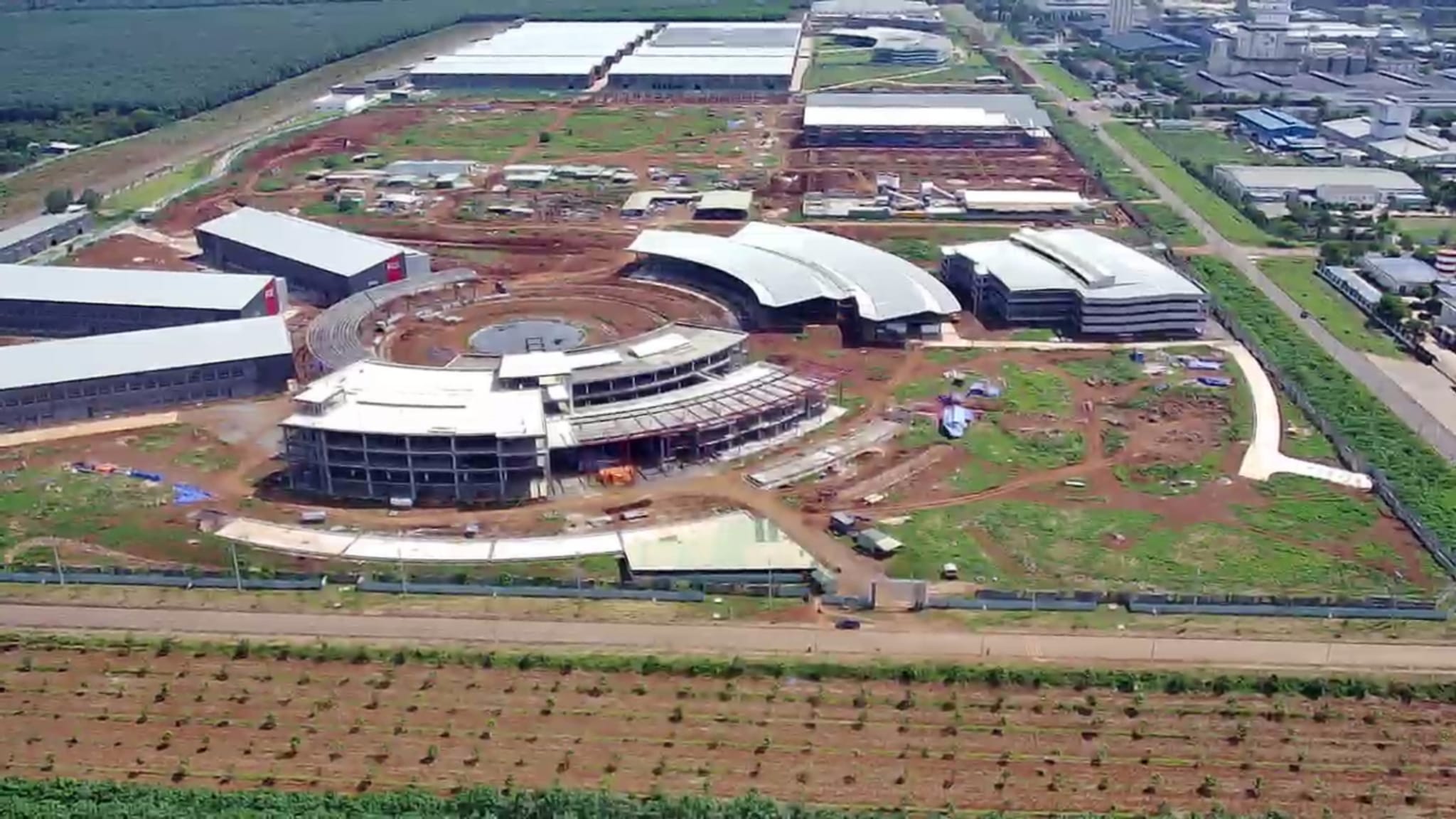 Cover image for Thiết Kế Và Xây Dựng Hoàng Lê