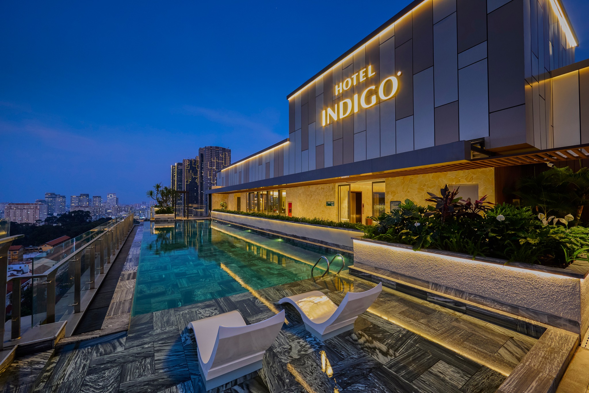 Cover image for Hotel Indigo Saigo