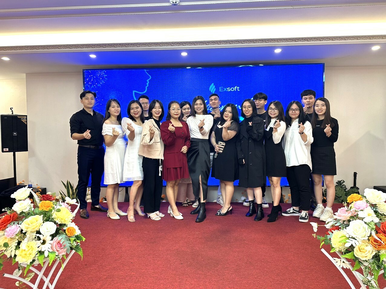 Công Nghệ Phần Mềm EXSOFT 4