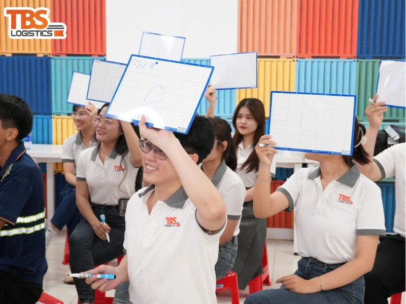 Thương Mại Và Du Lịch Bình Dương - TBS Logistics 11