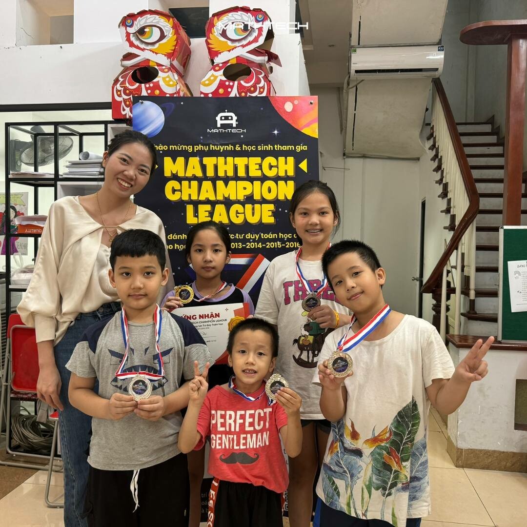 Giáo dục và Công nghệ MATHTECH 4