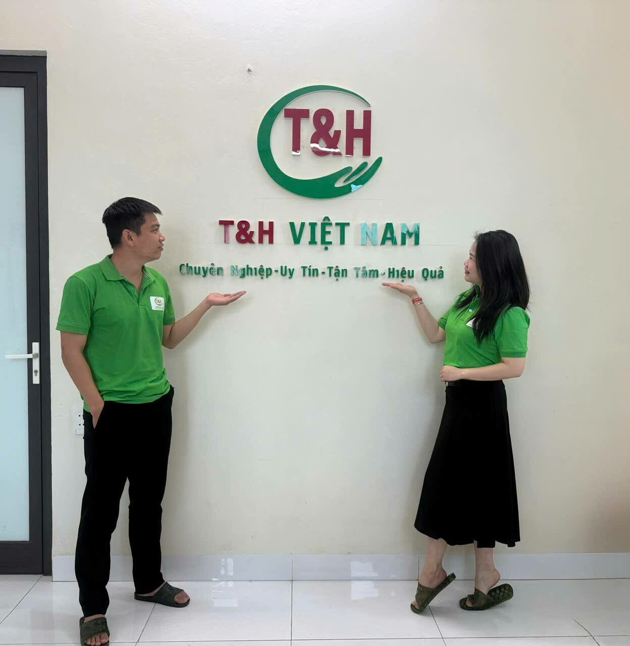 Công Ty Cổ Phần Dịch Vụ T&H Việt Nam 2