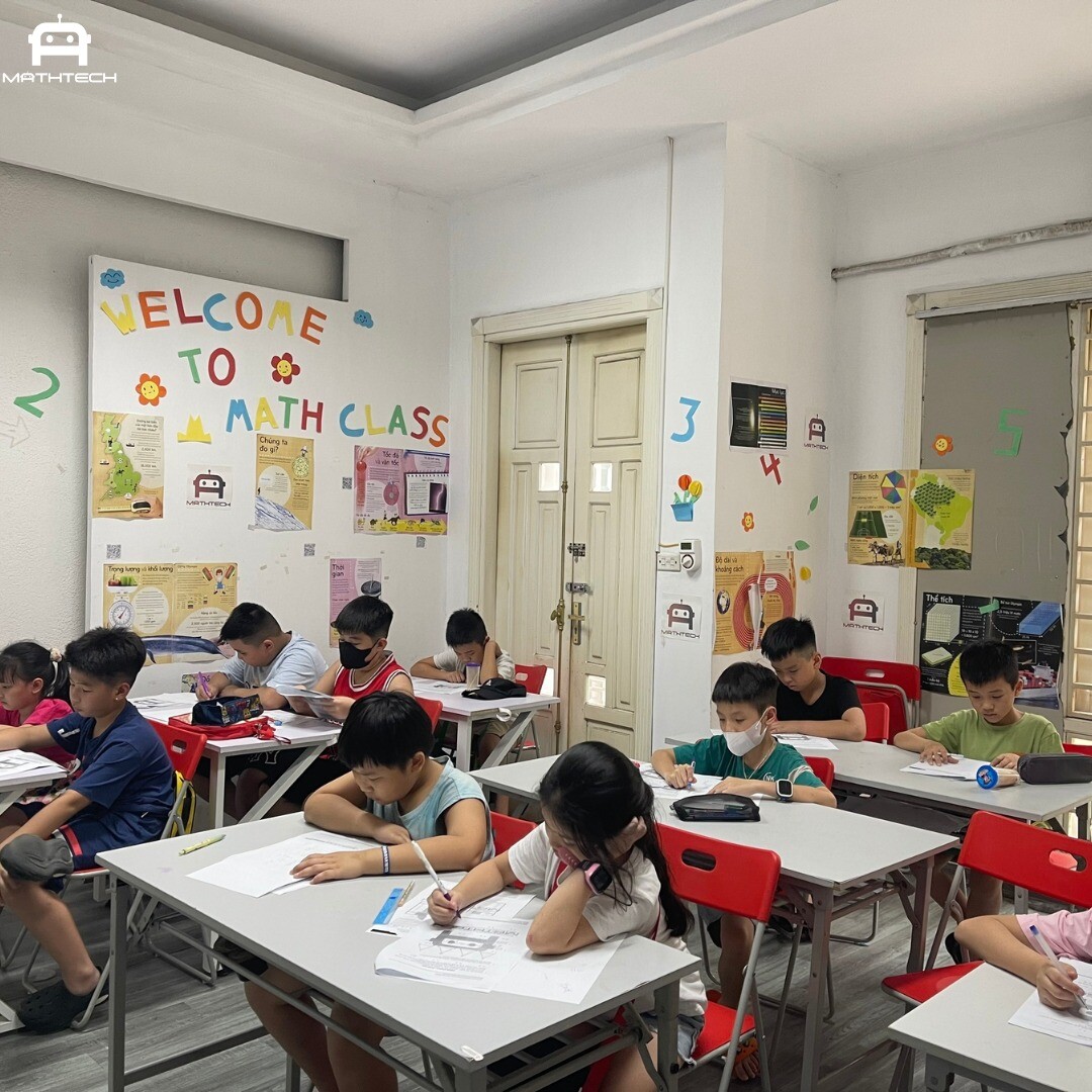 Giáo dục và Công nghệ MATHTECH 1