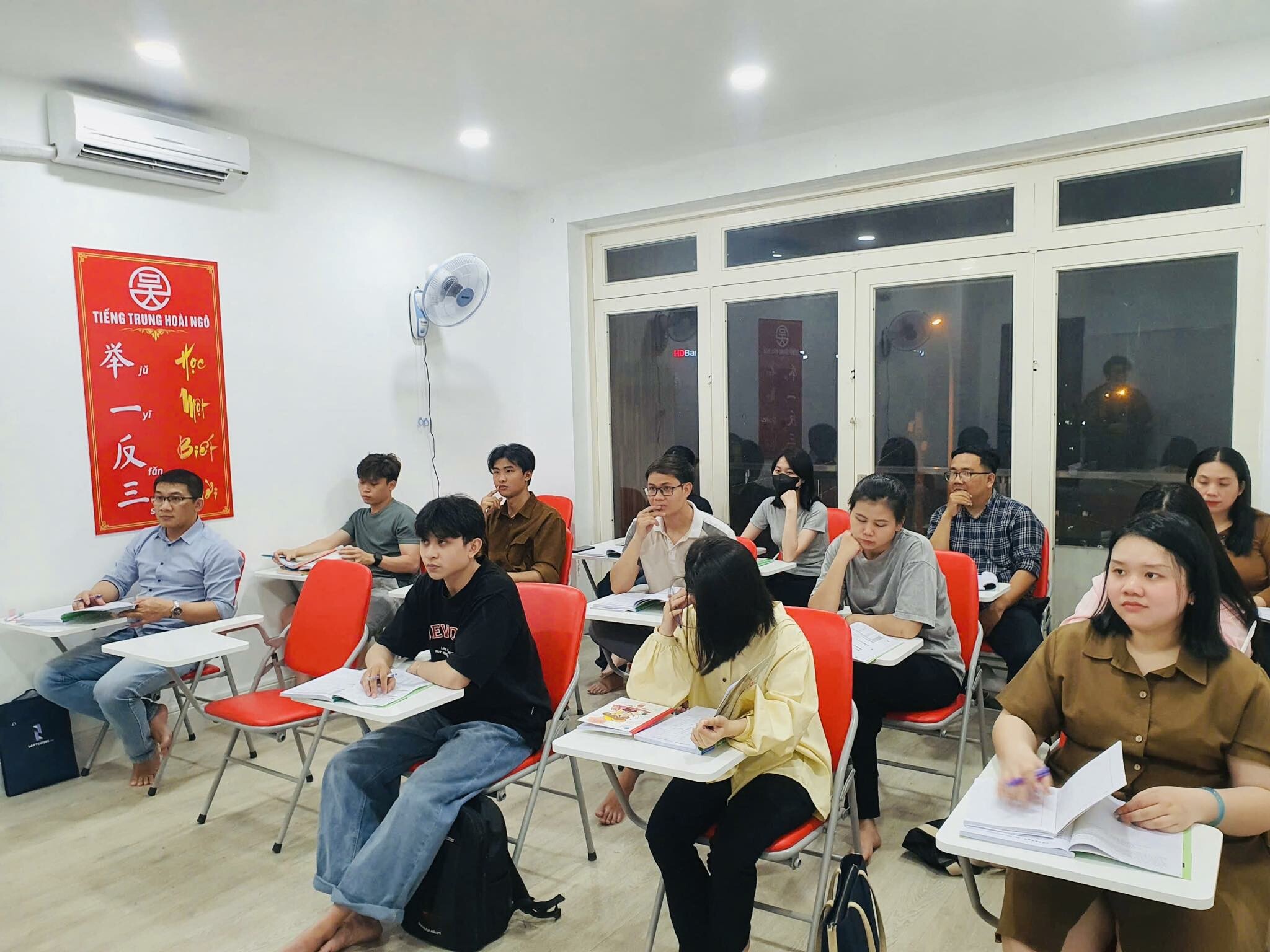 TRUNG TÂM TIẾNG TRUNG HOÀI NGÔ 4