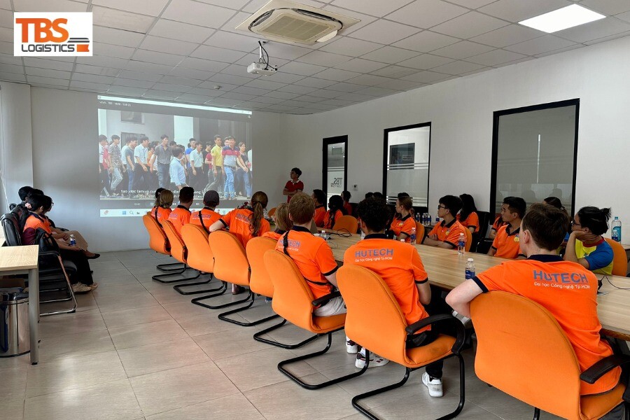 Thương Mại Và Du Lịch Bình Dương - TBS Logistics 1