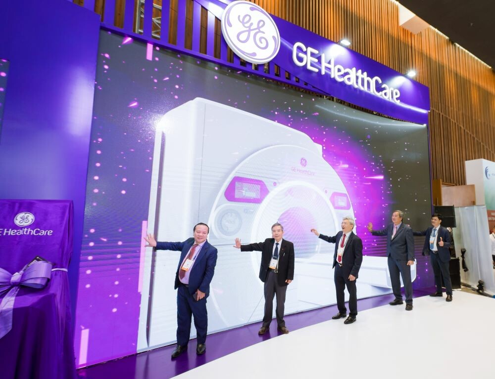 GE HealthCare 3