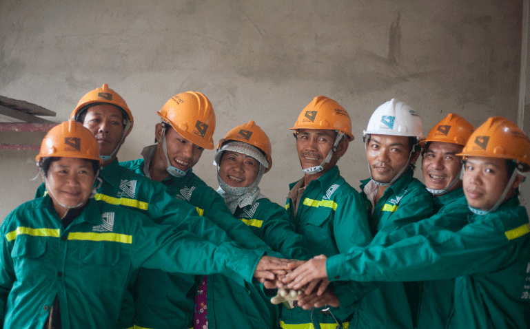 Kiến Thiết Việt 4