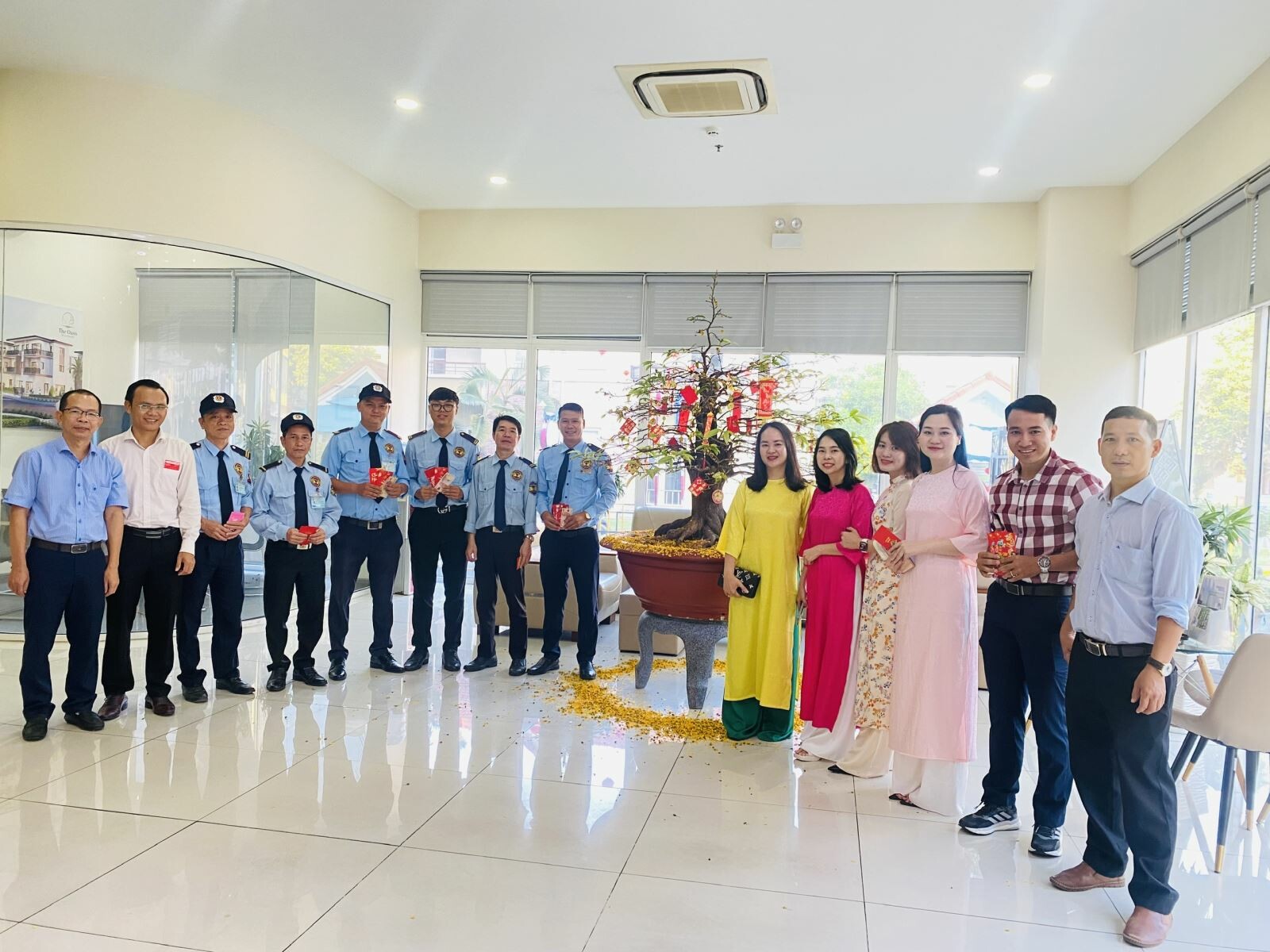 Quốc Tế Bắc Sài Gòn - SNI 3