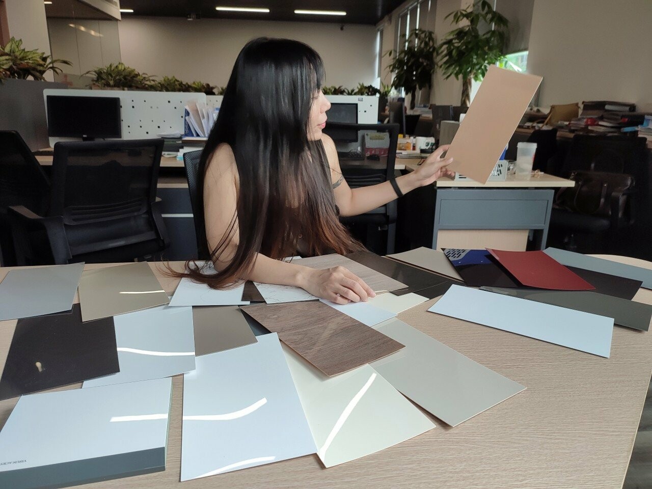 Đầu tư và Phát Triển Visun Holdings 4