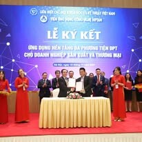 TẬP ĐOÀN CÔNG NGHỆ VIPTAM 1