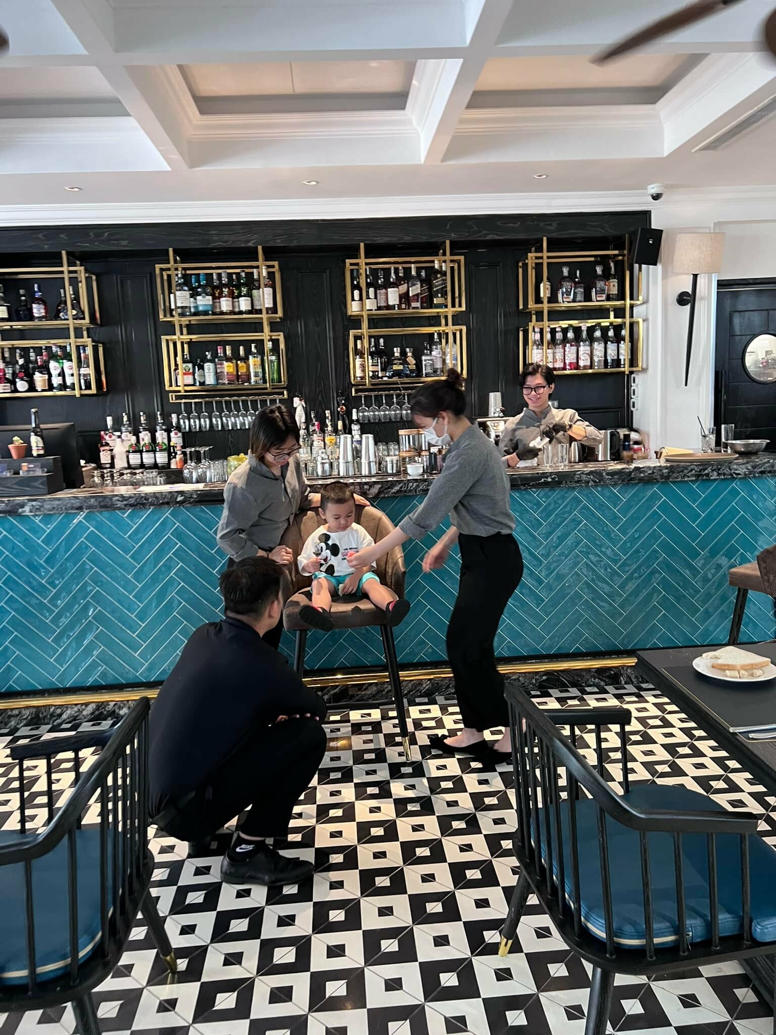 W-invest - Khách Sạn D’melin 4