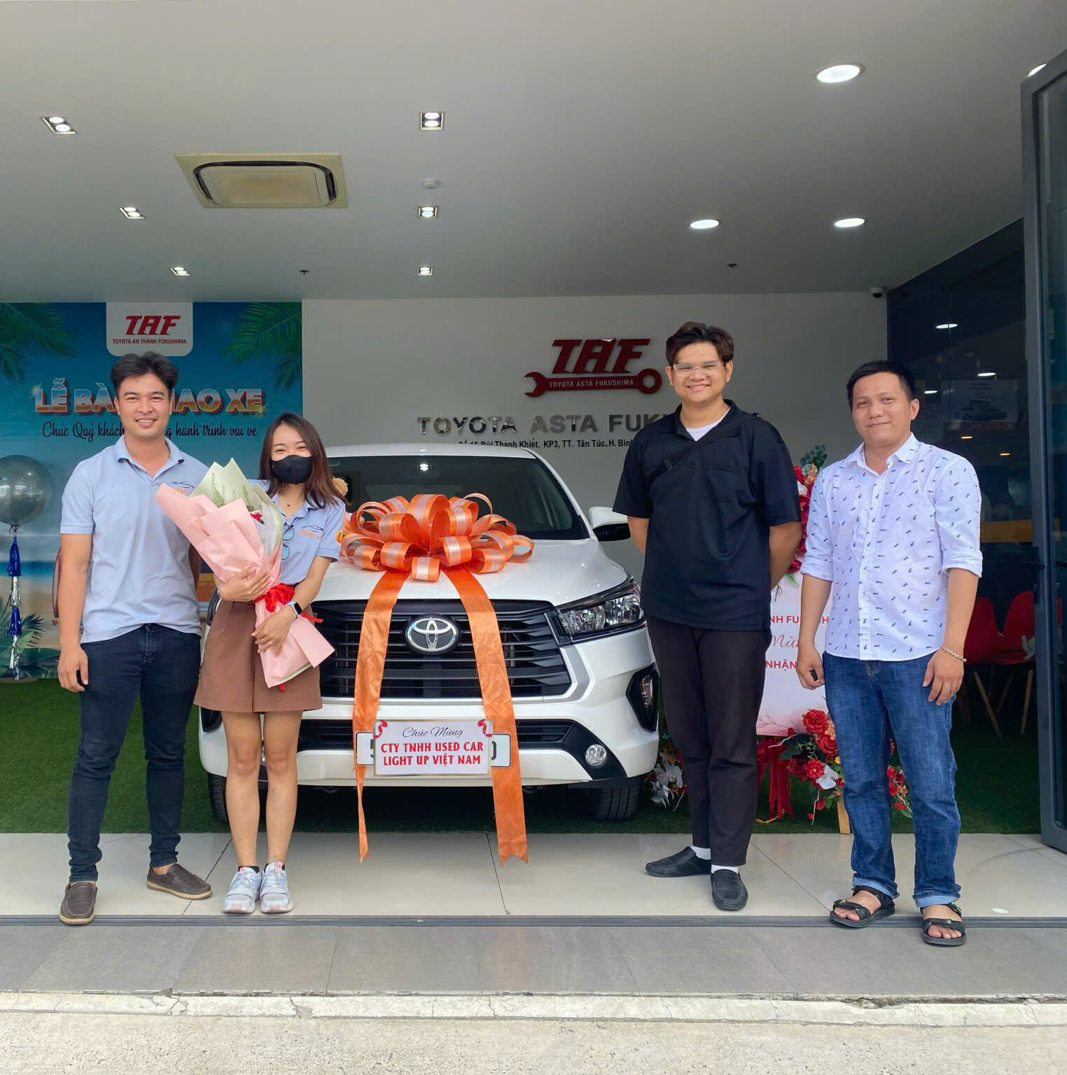 Used Car Light Up Việt Nam 2