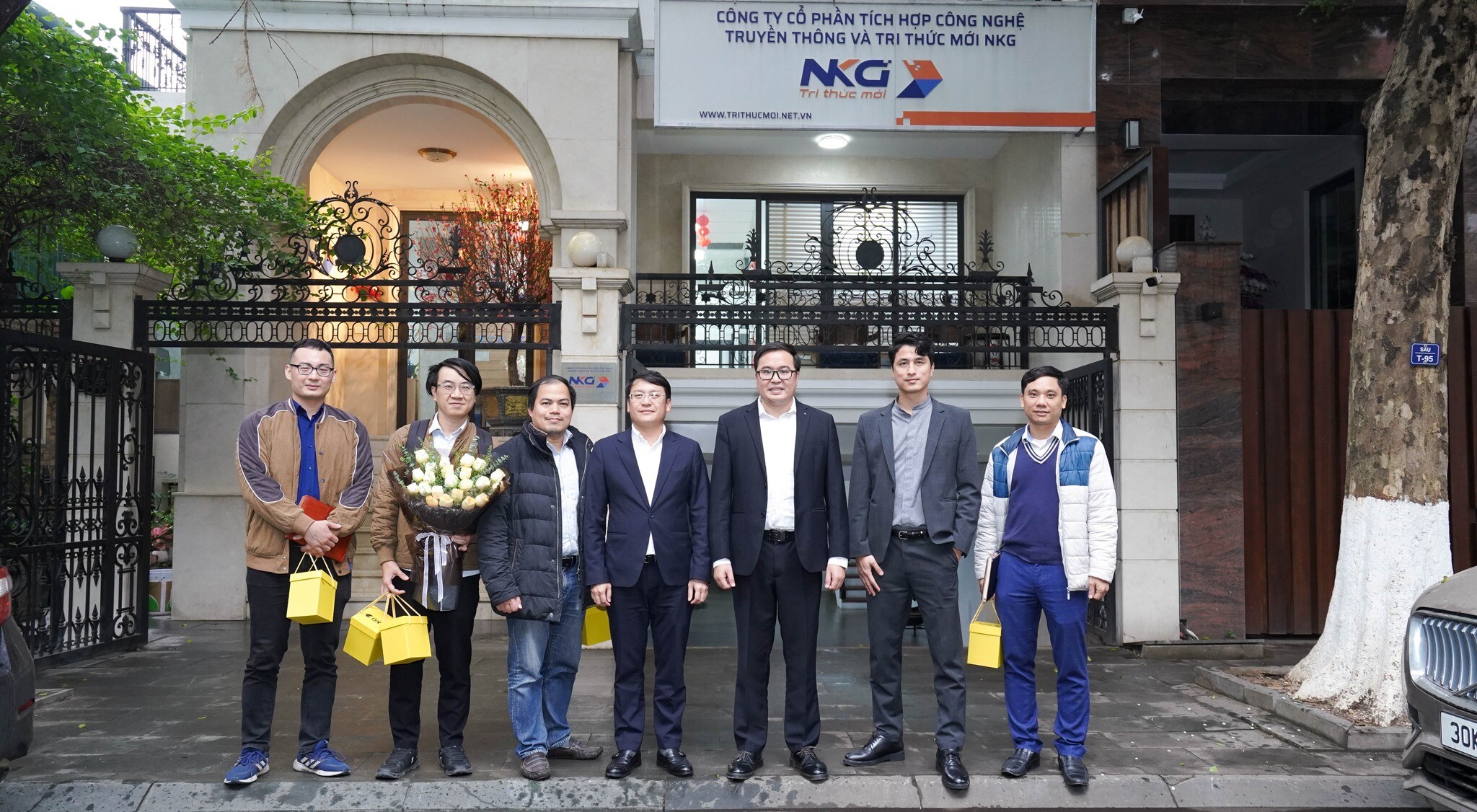 TÍCH HỢP CÔNG NGHỆ TRUYỀN THÔNG VÀ TRI THỨC MỚI NKG 5