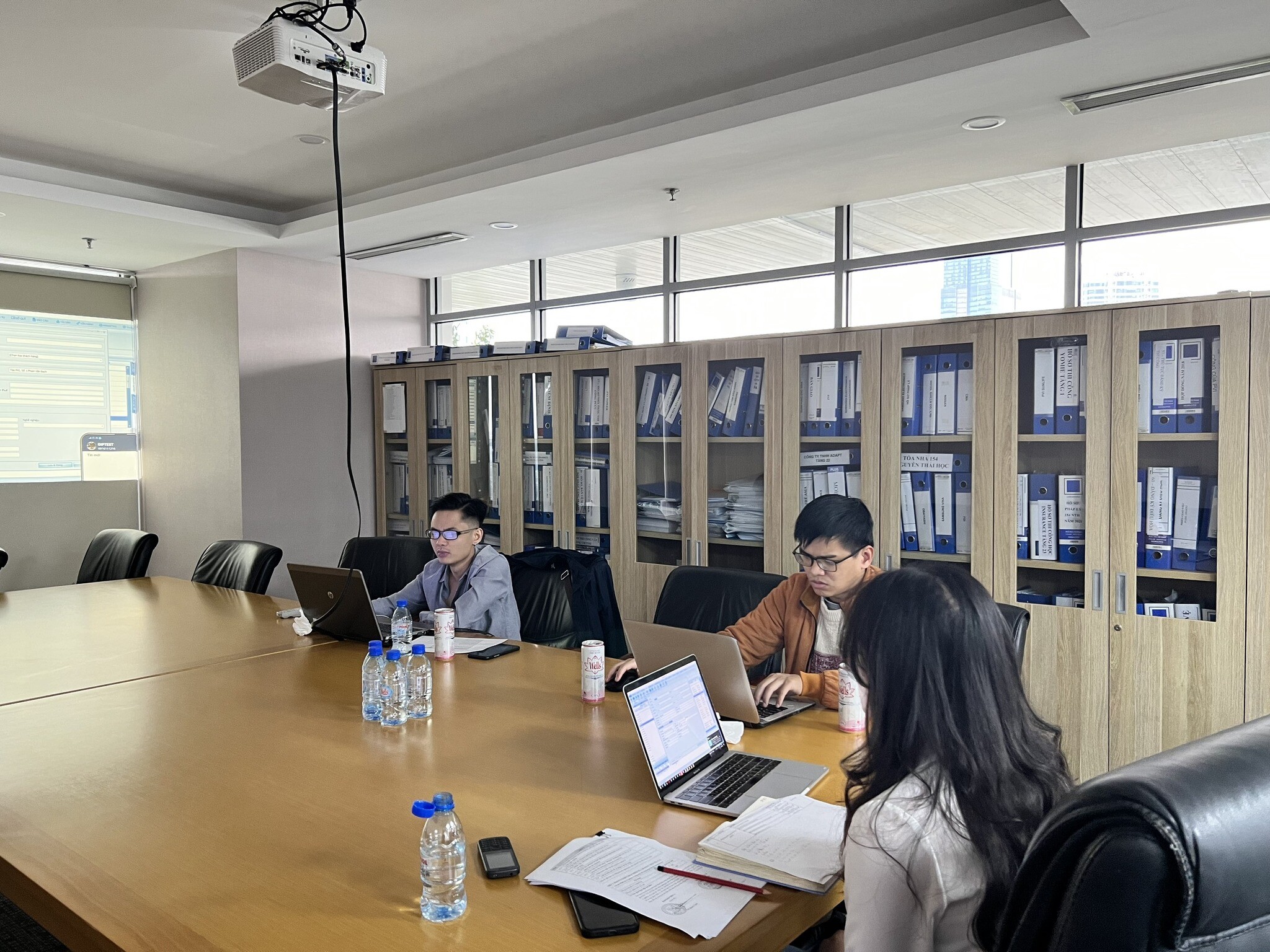 Công Ty Cổ Phần Dip Holding 2