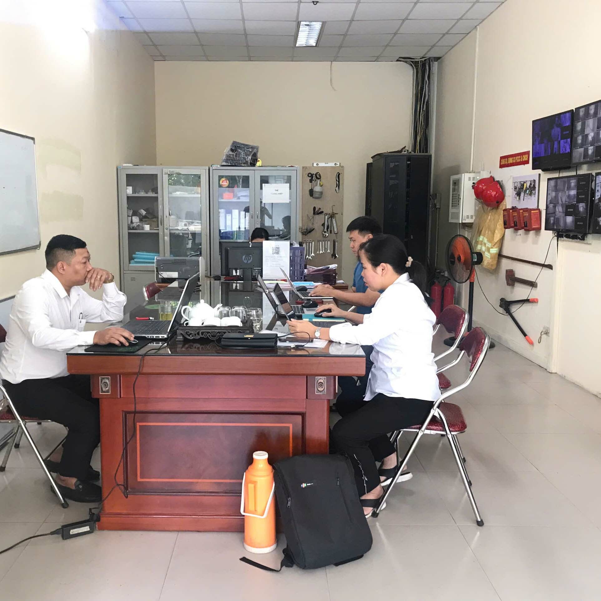 Công Ty Cổ Phần Dip Holding 5