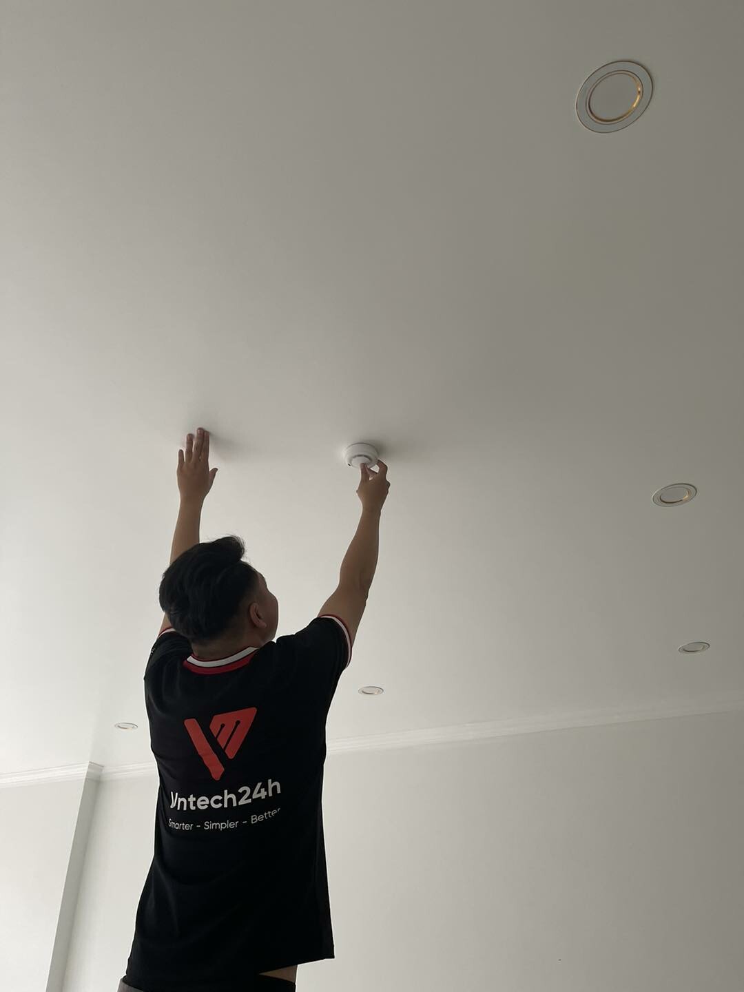 CÔNG NGHỆ ĐIỆN TỬ VNTECH24H 1