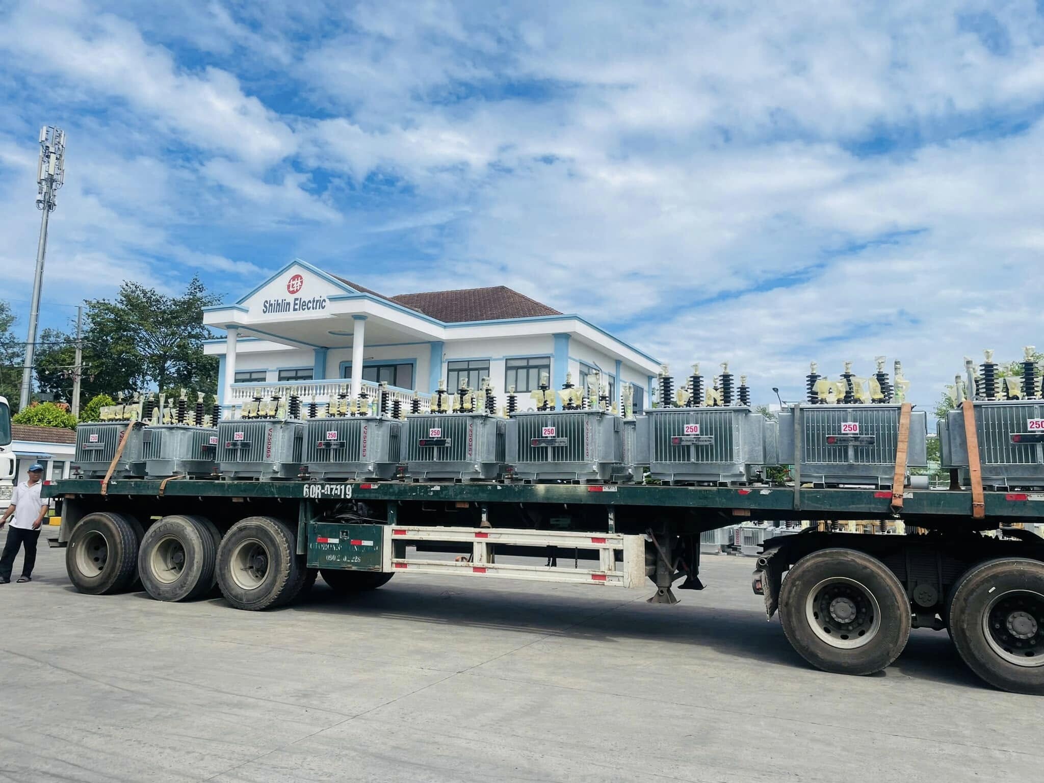 THIẾT BỊ ĐIỆN SHIHLIN VIỆT NAM 10