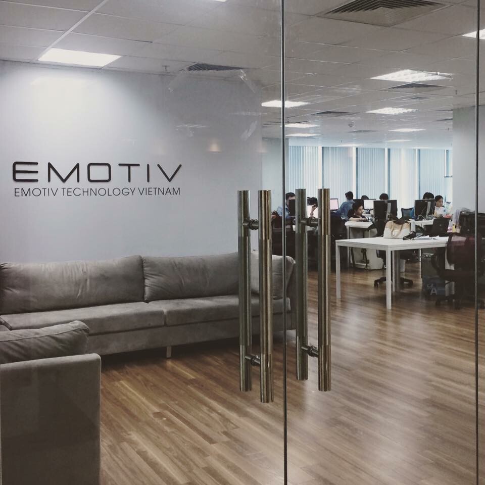 EMOTIV TECHNOLOGY VIETNAM 1