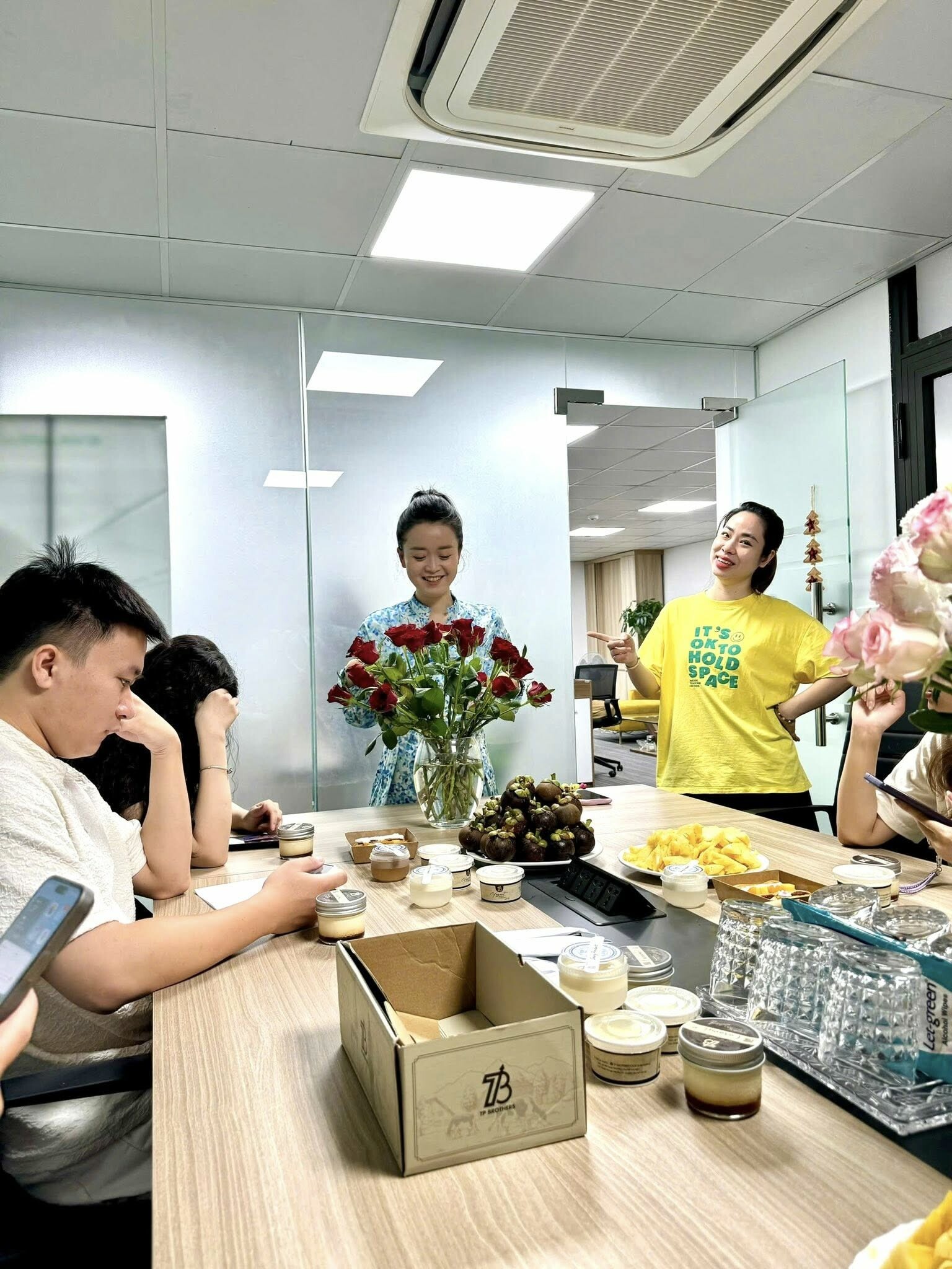 Du Lịch Và Thương Mại Mặt Trời Hoàn Cầu 3