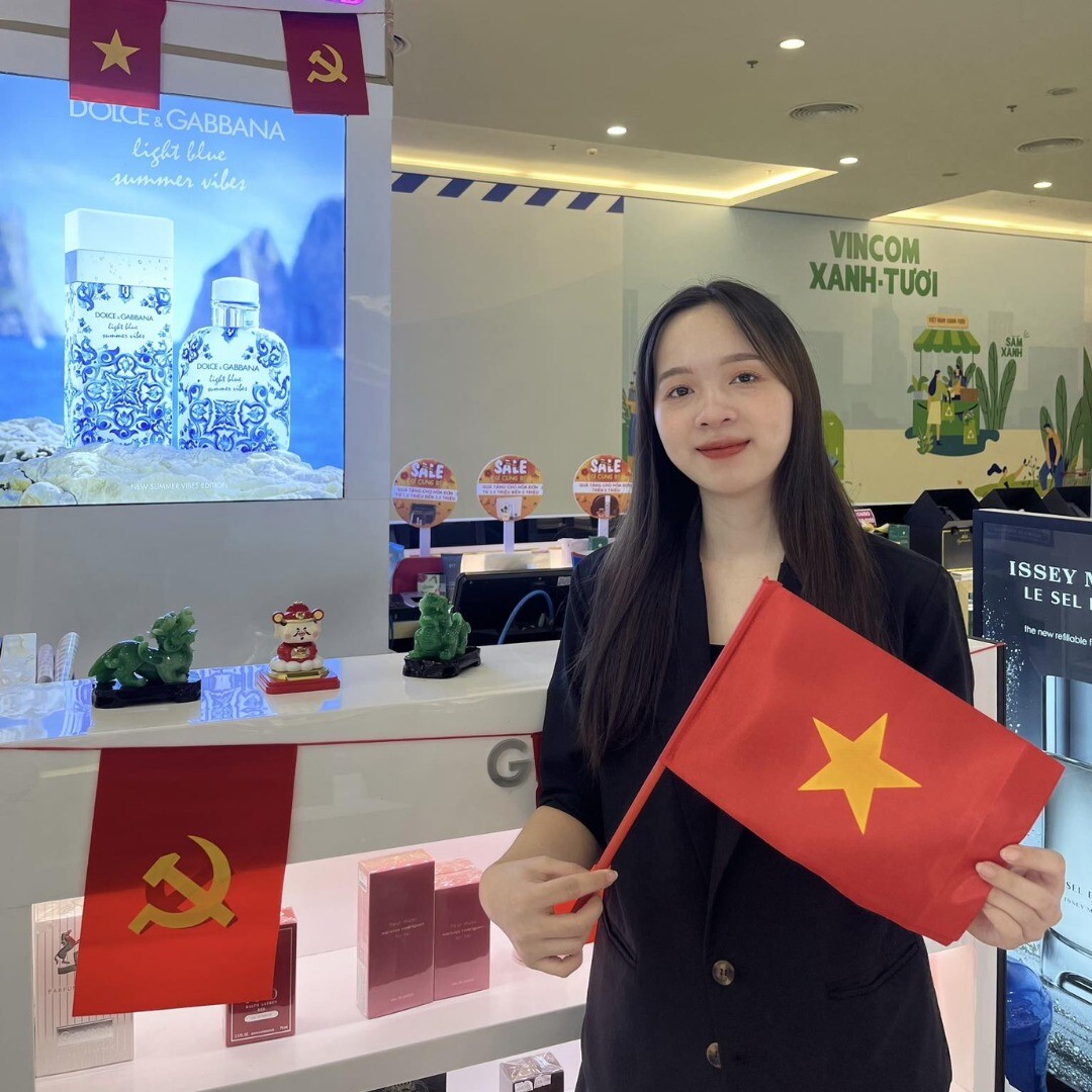 THẾ GIỚI NƯỚC HOA VÀ MỸ PHẨM 5