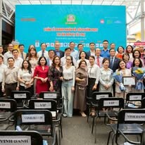 TRUYỀN THÔNG GIVER 1